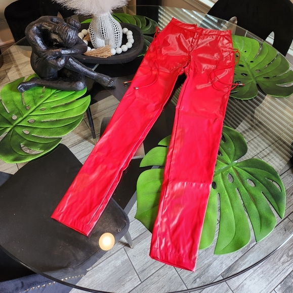 Red Vegan Leather Pants 👖 - Picture 3 of 8